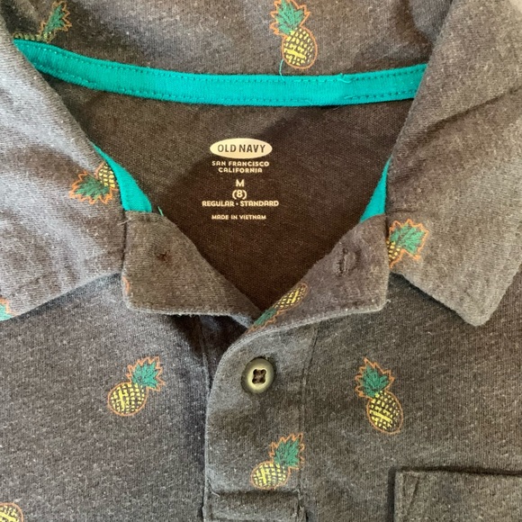 **SOLD** Bundle of Seven Boys Size 8 Shirts - Picture 4 of 5